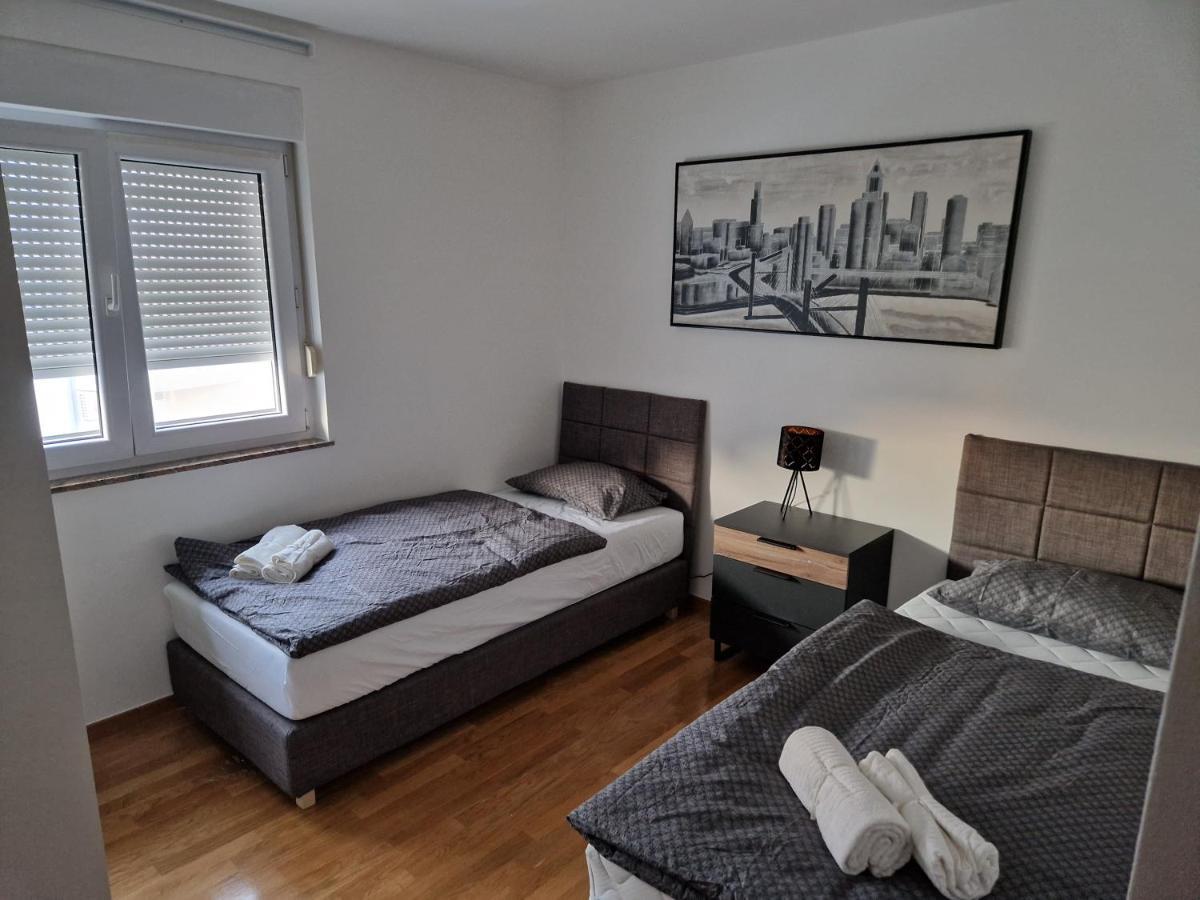 Apartment With Panoramic View 扎达尔 外观 照片