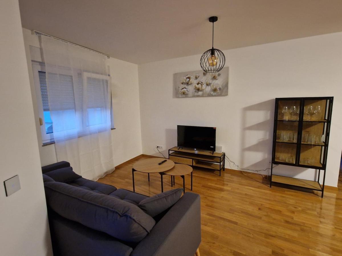 Apartment With Panoramic View 扎达尔 外观 照片